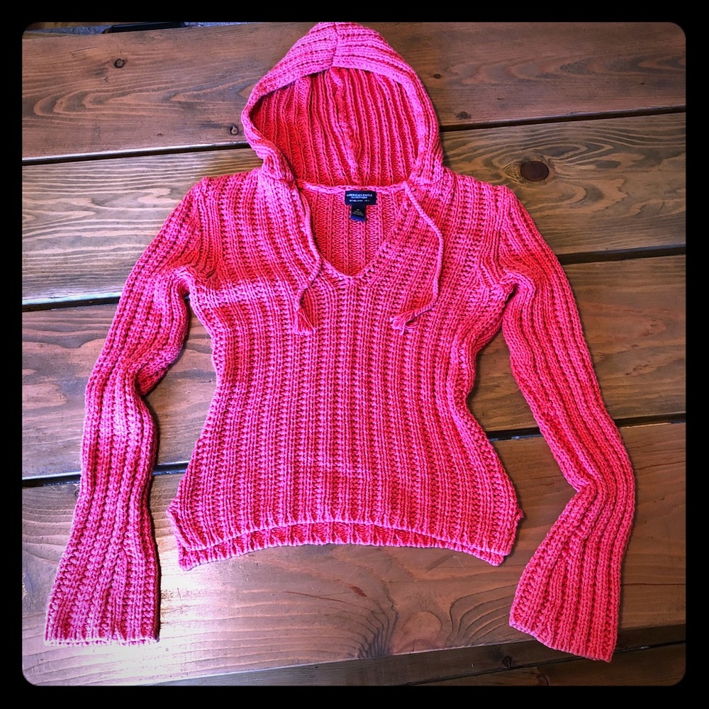 American Eagle sweater with hood, Sz M
